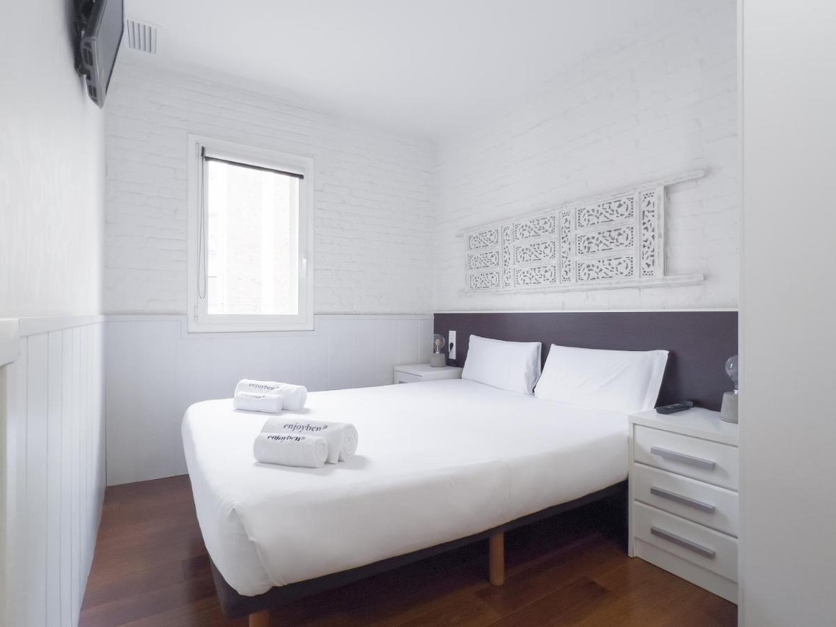 Enjoybcn Gaudi Apartments Barcelona Exterior photo
