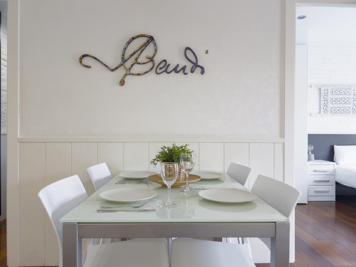 Enjoybcn Gaudi Apartments Barcelona Exterior photo